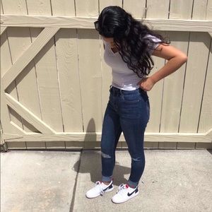 Meet your Posher, Valeria